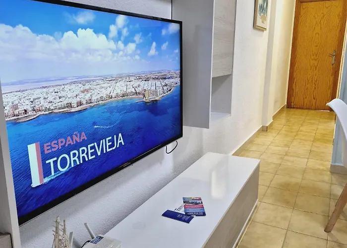 La Casa De Veronica - Serene With Shared Pool, Steps From The *