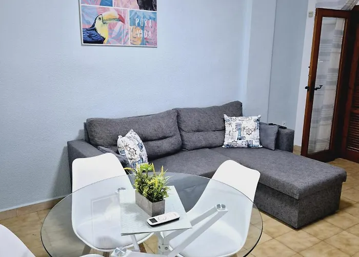 La Casa De Veronica - Serene With Shared Pool, Steps From The Appartement