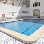La Casa De Veronica - Serene With Shared Pool, Steps From The Торевьиа