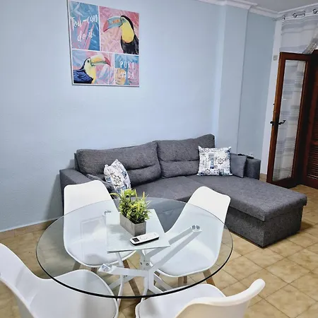 La Casa De Veronica - Serene With Shared Pool, Steps From The Appartement