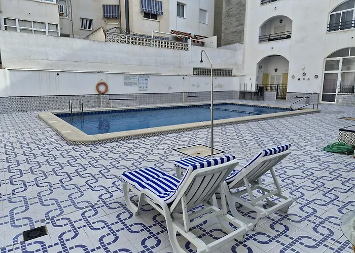 La Casa De Veronica - Serene With Shared Pool, Steps From The Apartment