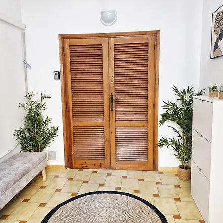 La Casa De Verónica - Serene With Shared Pool, Steps From The
